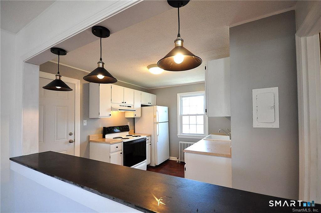 53 Robin Road B1