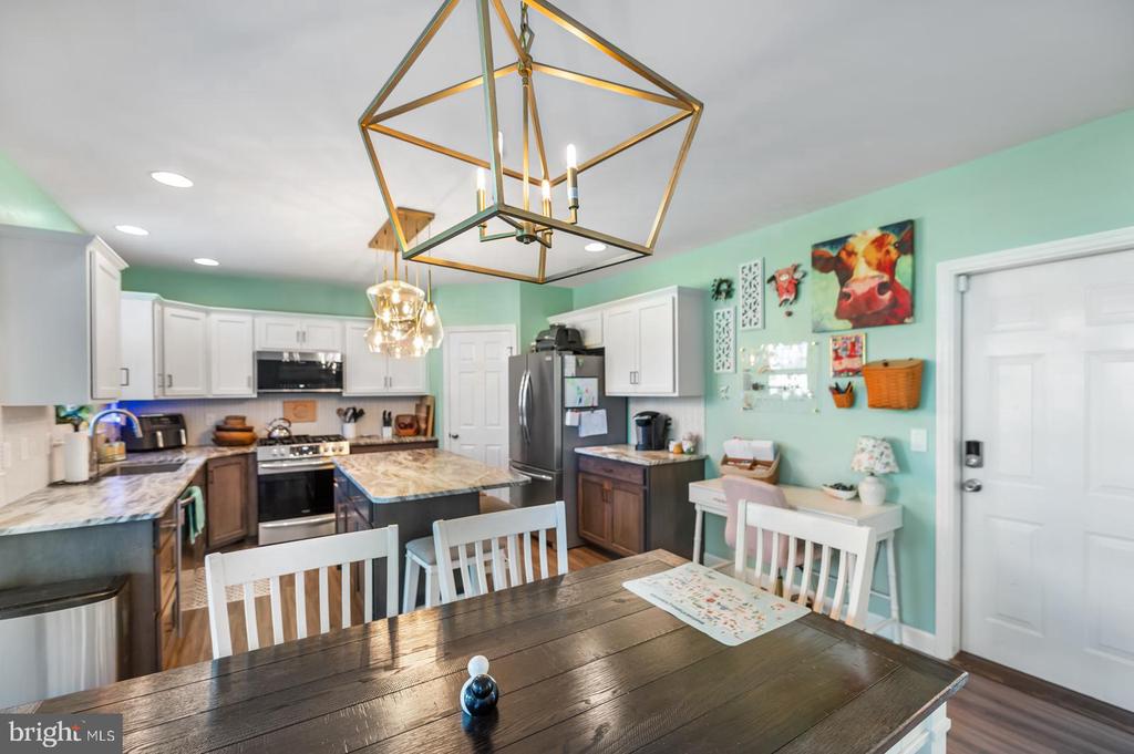 638 EBERSOLE ROAD