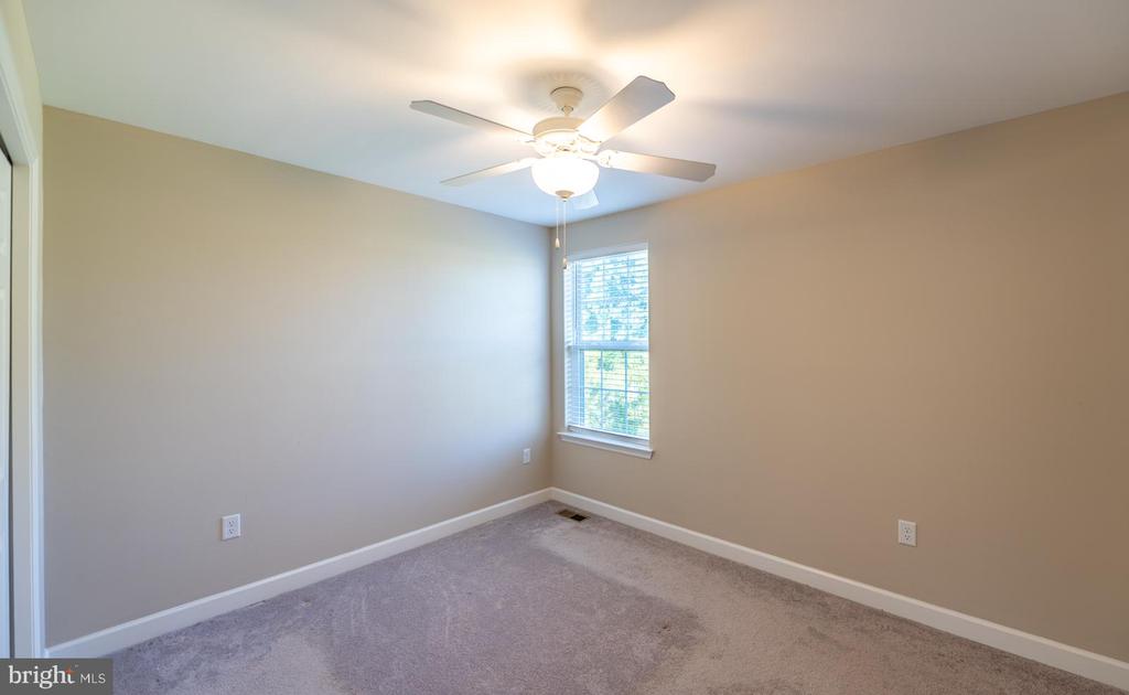 638 EBERSOLE ROAD