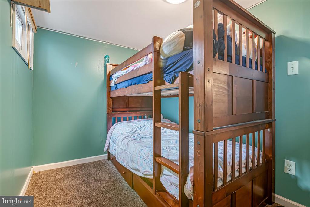 315 W 6TH STREET