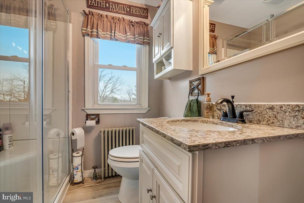 315 W 6TH STREET