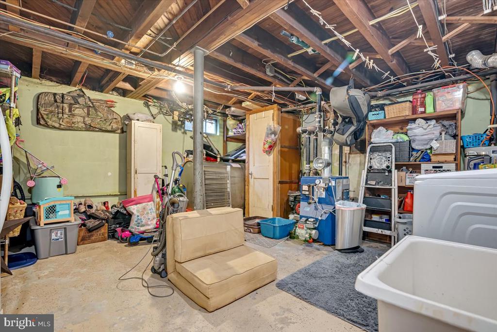 315 W 6TH STREET