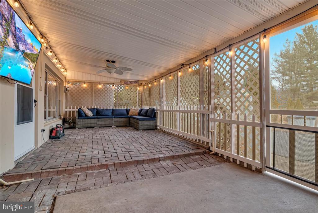 315 W 6TH STREET