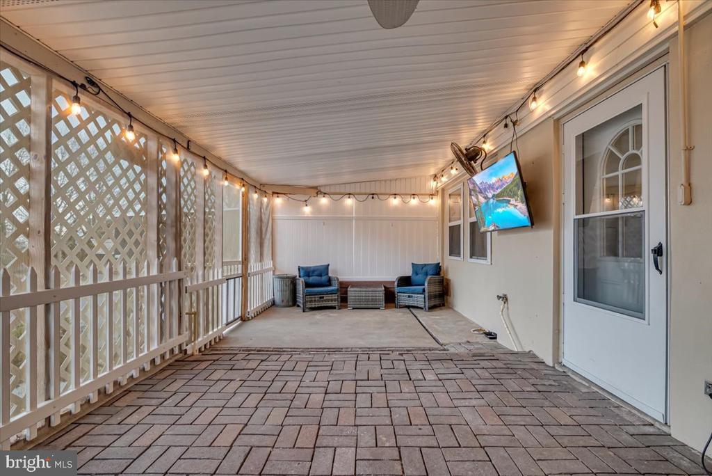 315 W 6TH STREET