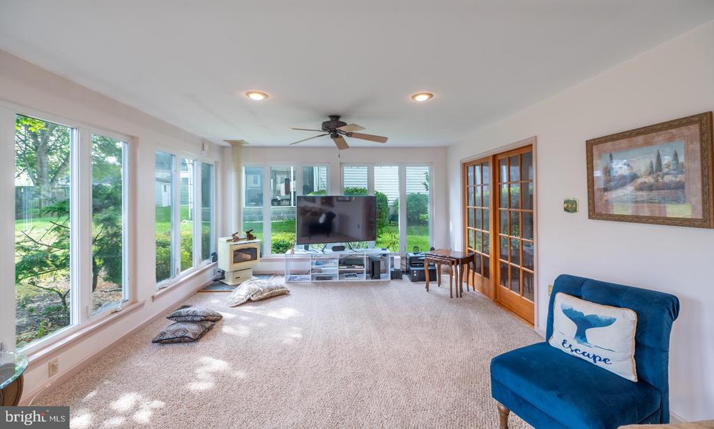 211 CARAVAN DRIVE