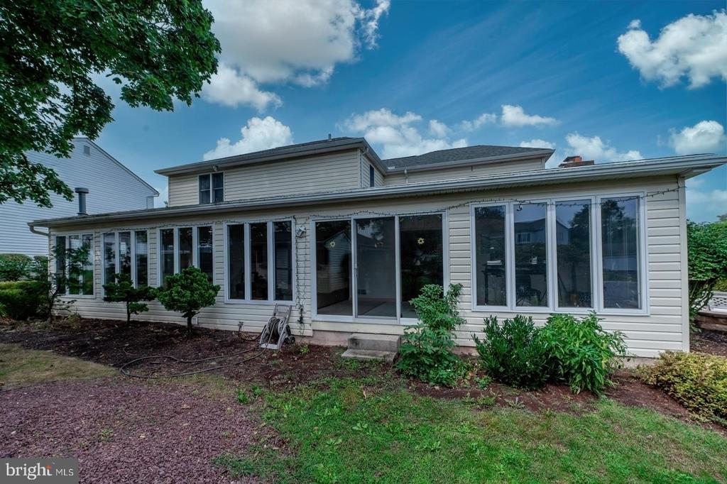 211 CARAVAN DRIVE