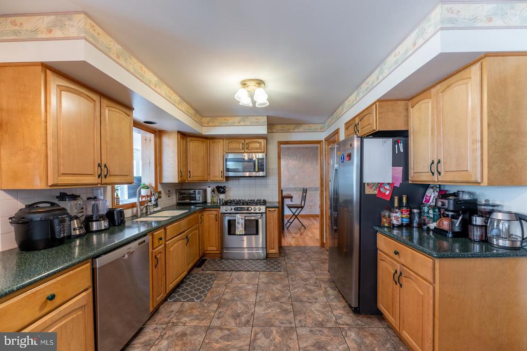 211 CARAVAN DRIVE