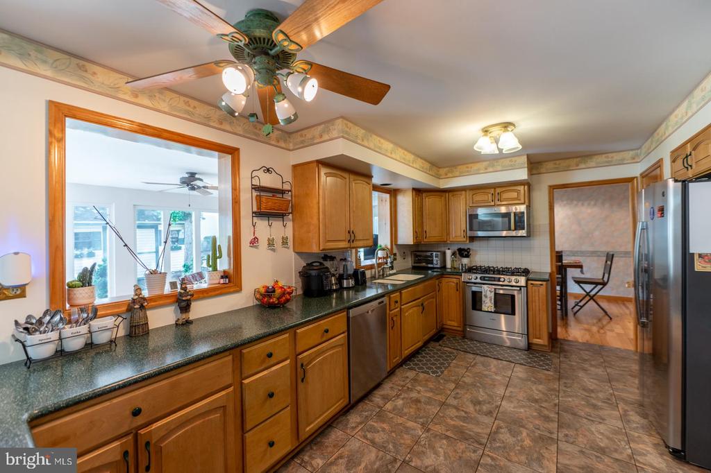 211 CARAVAN DRIVE
