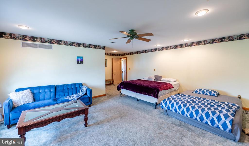 211 CARAVAN DRIVE