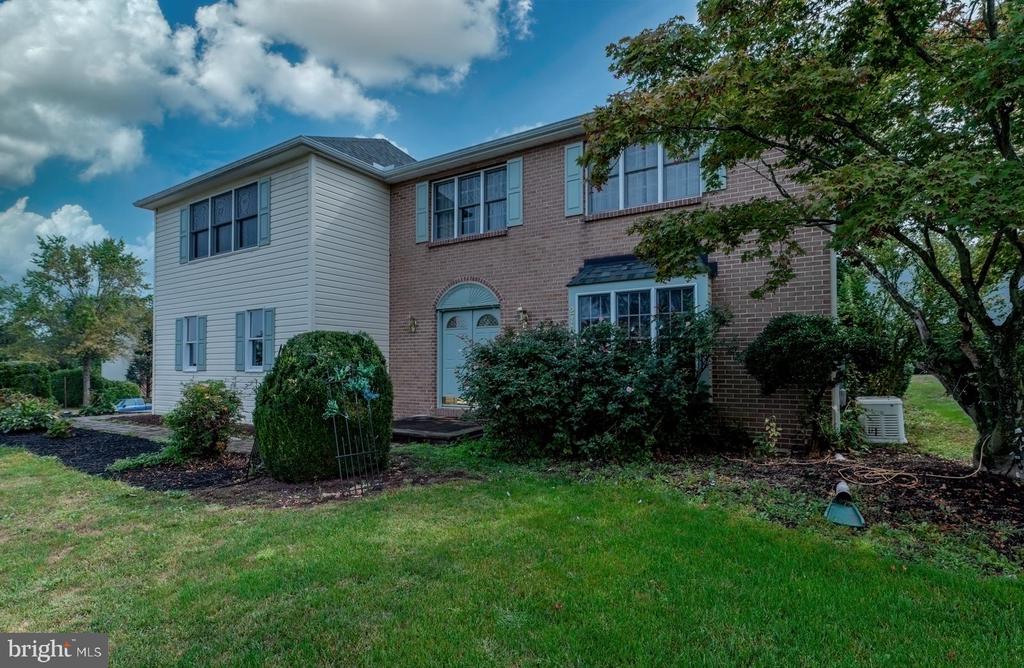 211 CARAVAN DRIVE