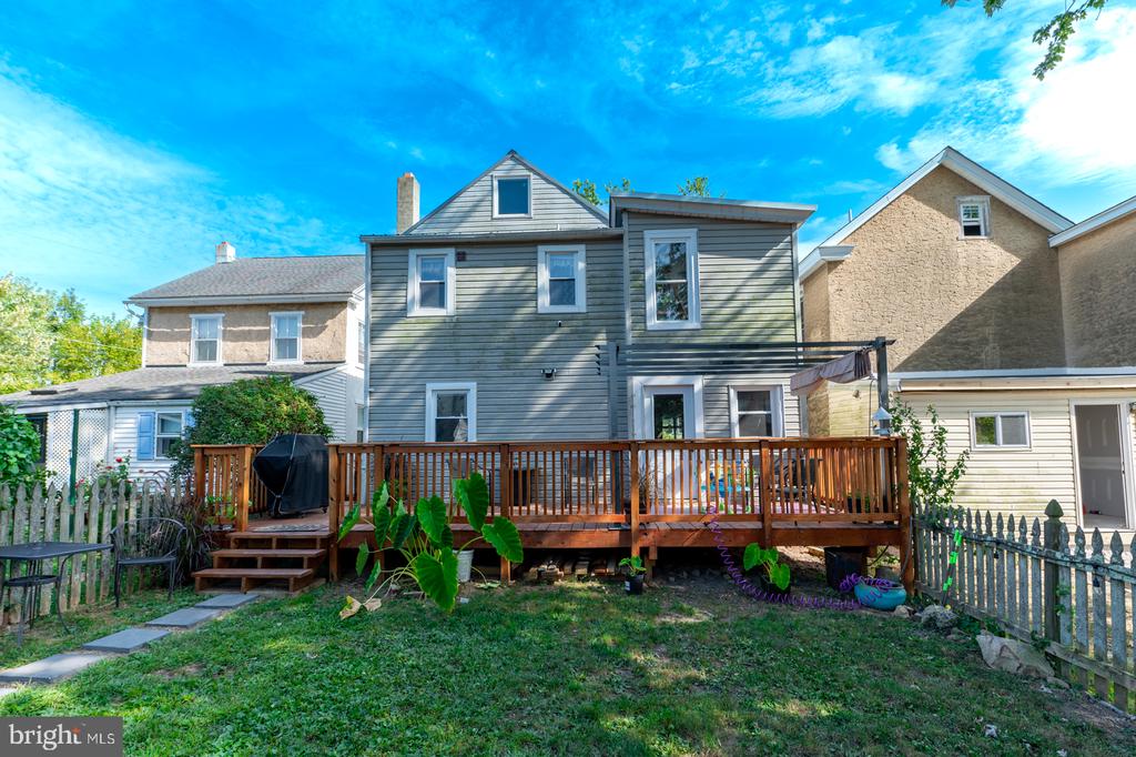 20 ESHBACH LANE