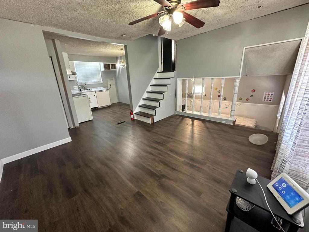 119 GREEN LYNNE DRIVE