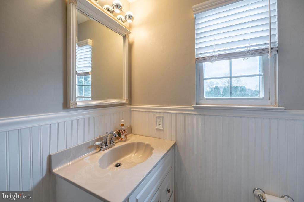 292 HOLLOW BRANCH LANE