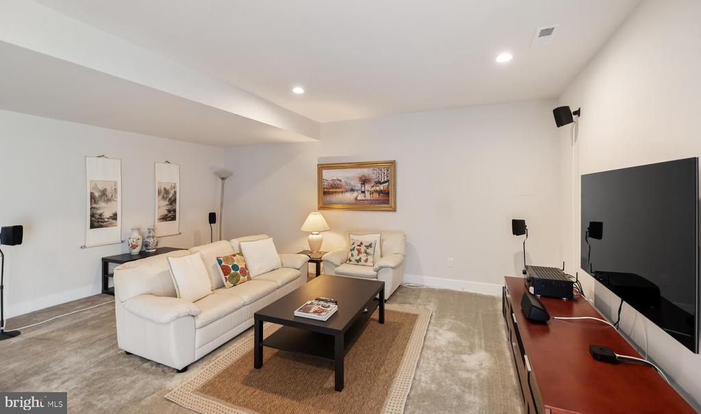 10 BOILER COURT