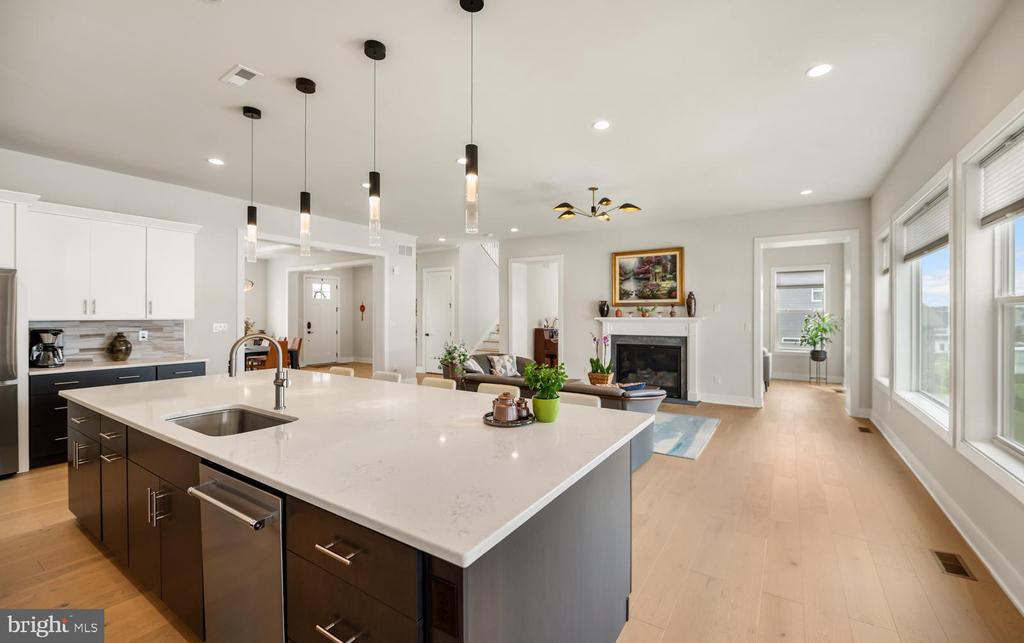 10 BOILER COURT