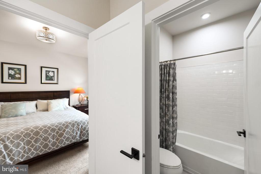 10 BOILER COURT
