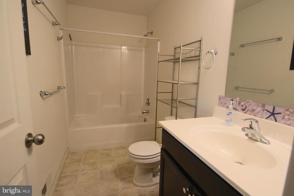 105 LAVENDER COURT