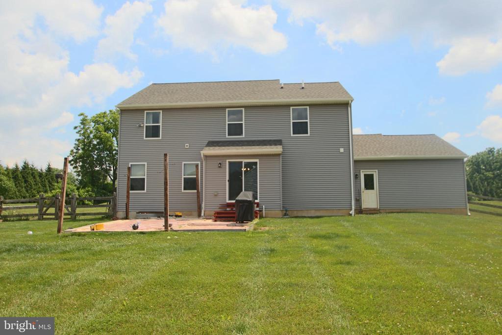 105 LAVENDER COURT