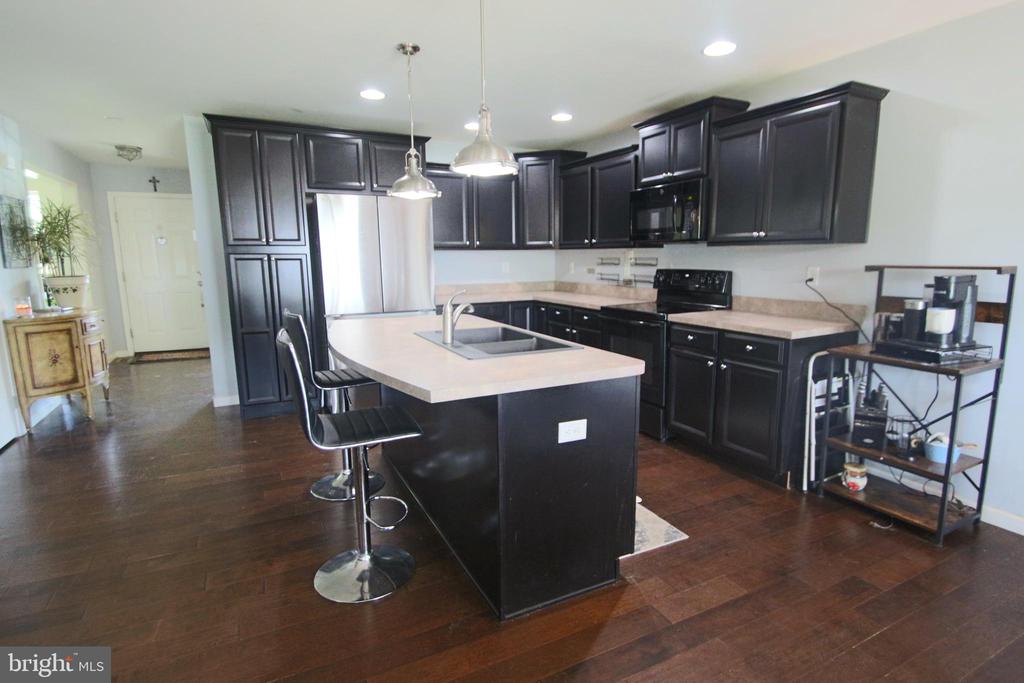 105 LAVENDER COURT
