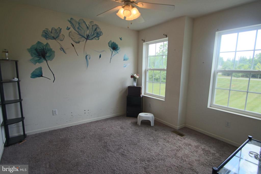 105 LAVENDER COURT