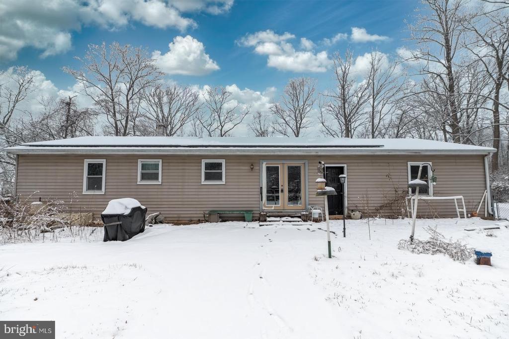 948 QUARRY ROAD