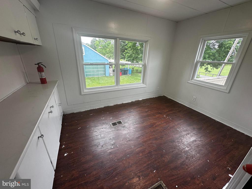 770 RIVER ROAD