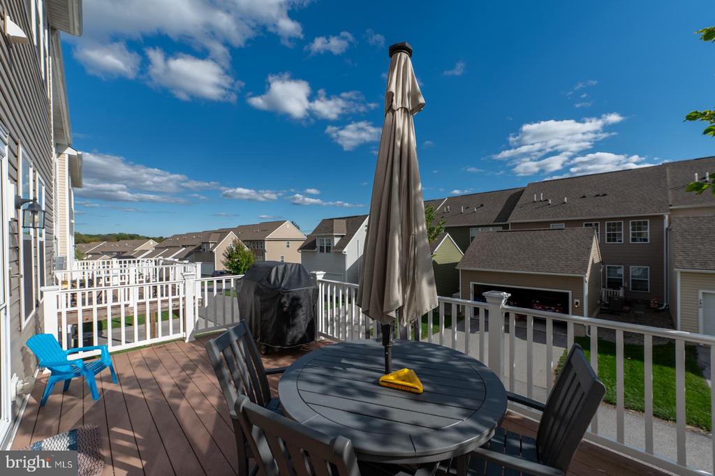 741 SUN VALLEY COURT