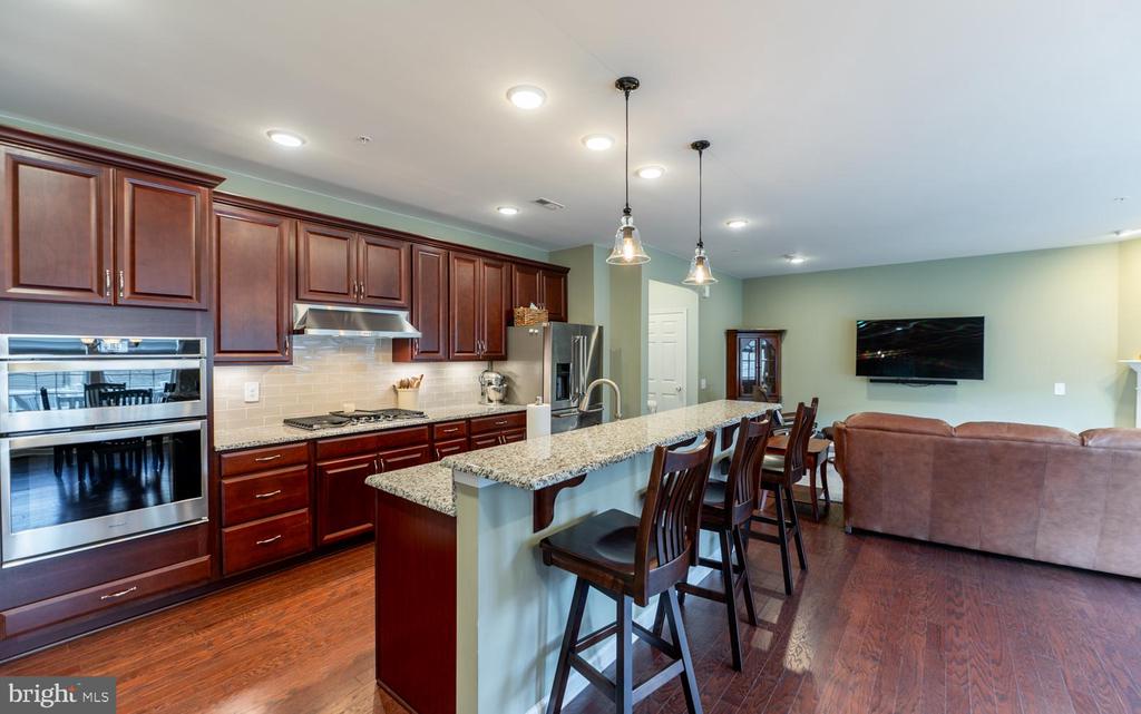 741 SUN VALLEY COURT