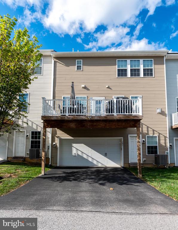 741 SUN VALLEY COURT