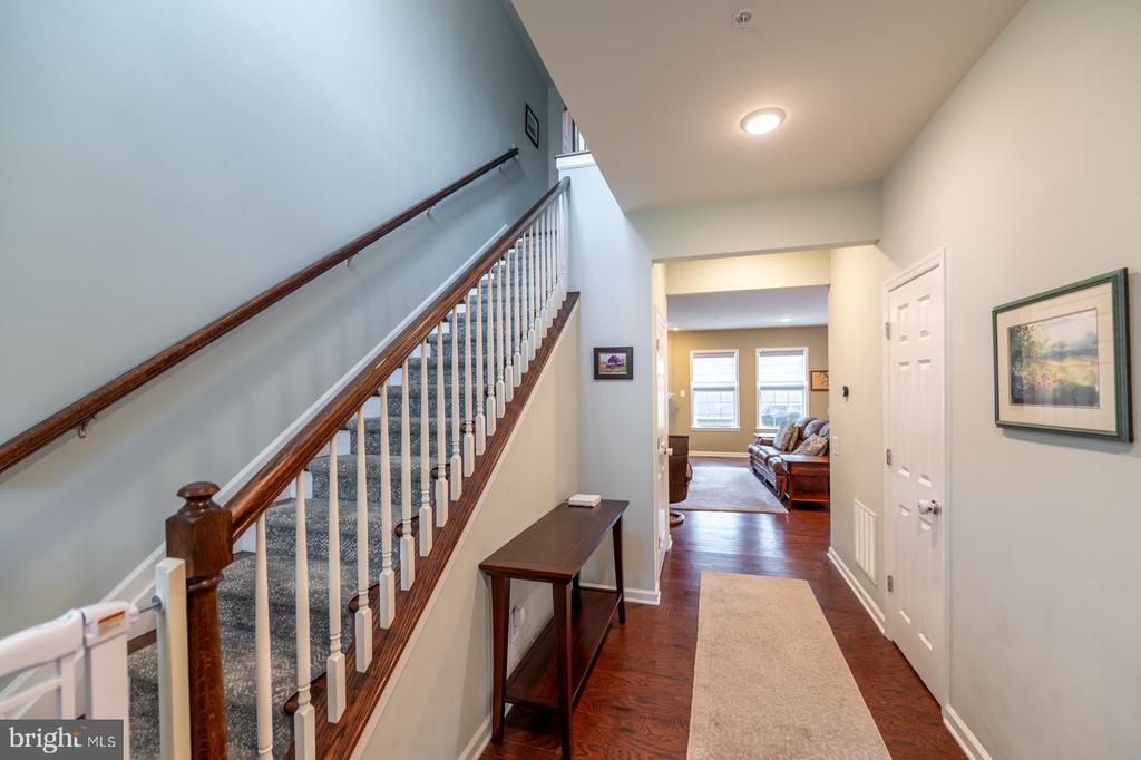741 SUN VALLEY COURT
