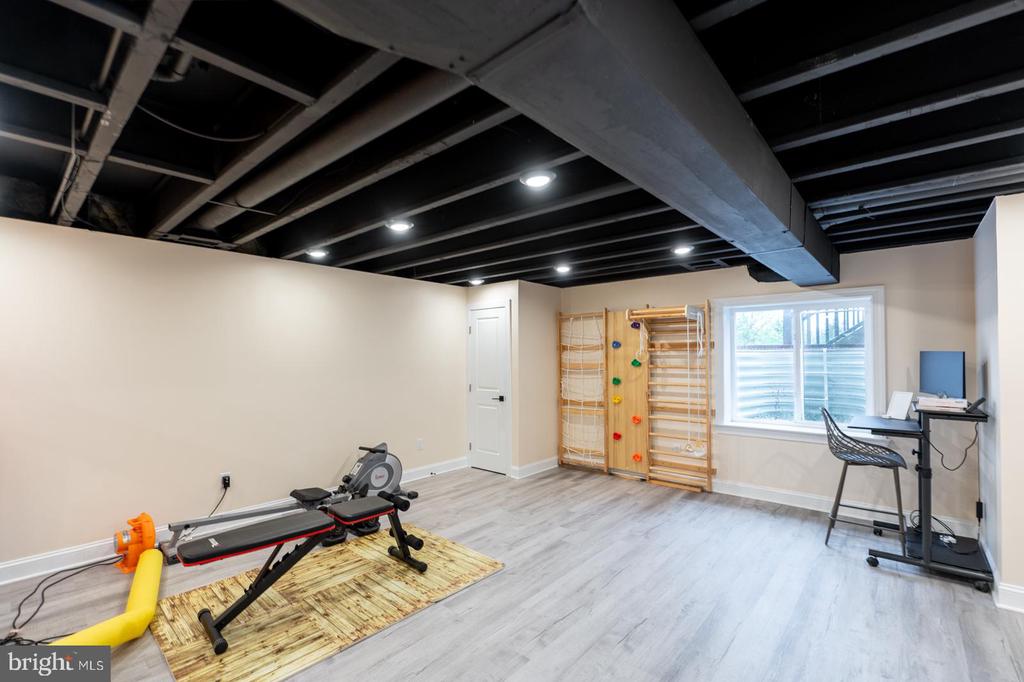 37 BOILER COURT