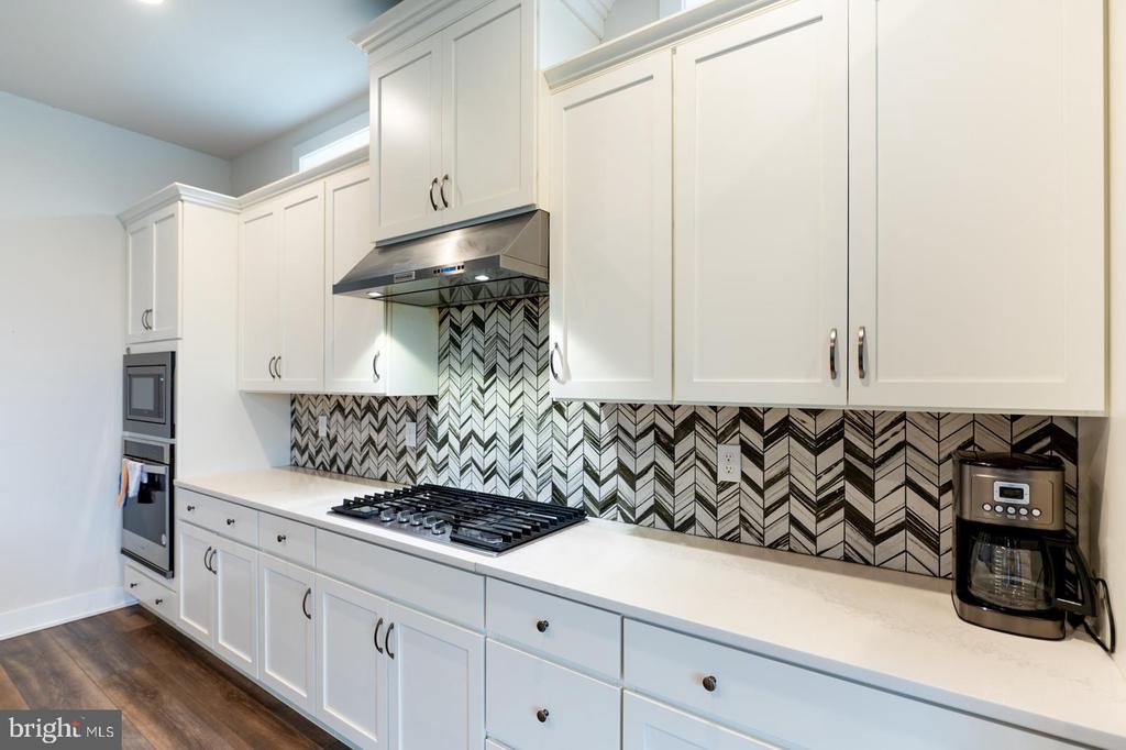 37 BOILER COURT