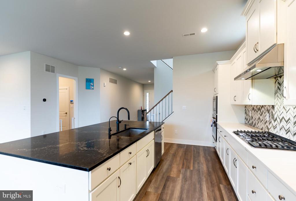 37 BOILER COURT