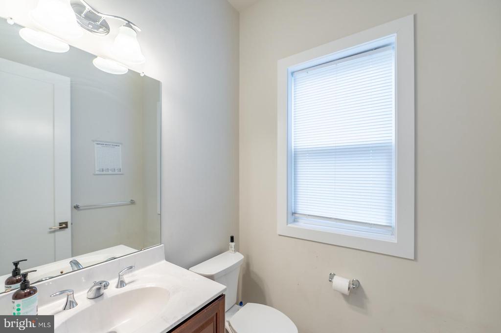37 BOILER COURT