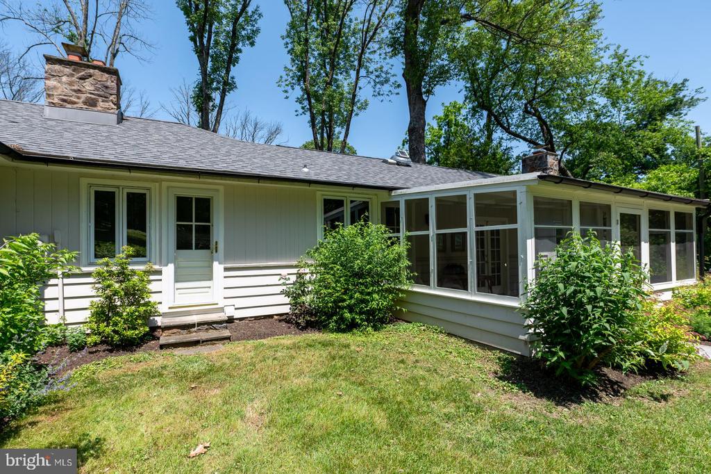 3404 SAINT DAVIDS ROAD