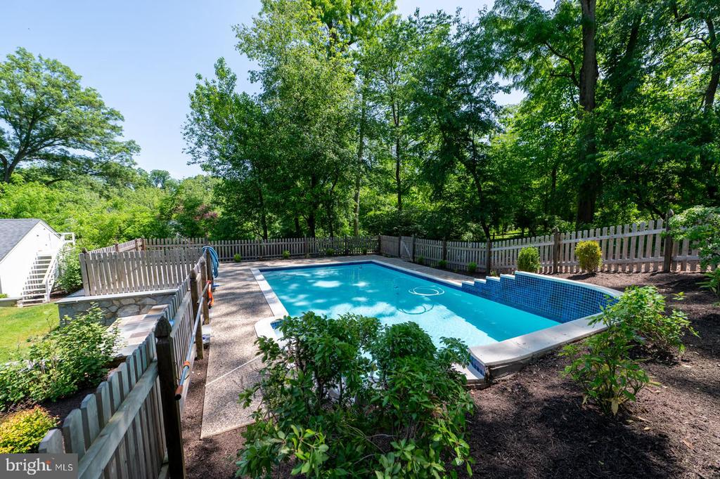 3404 SAINT DAVIDS ROAD