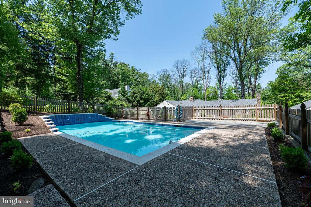 3404 SAINT DAVIDS ROAD