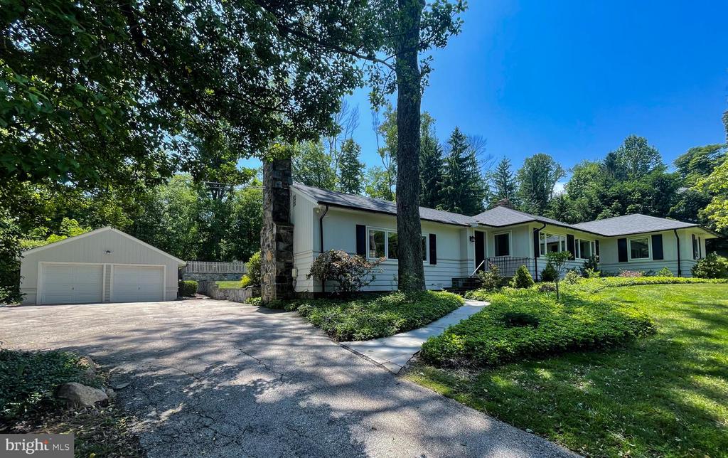 3404 SAINT DAVIDS ROAD