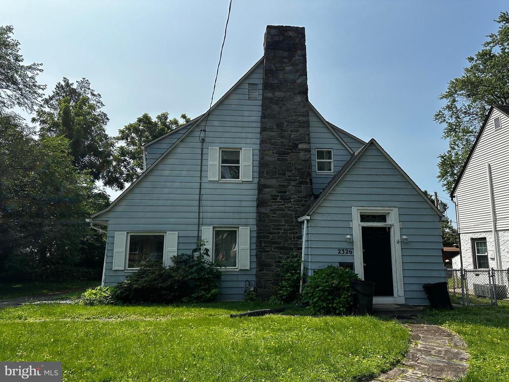 2326 FRANKLIN AVENUE