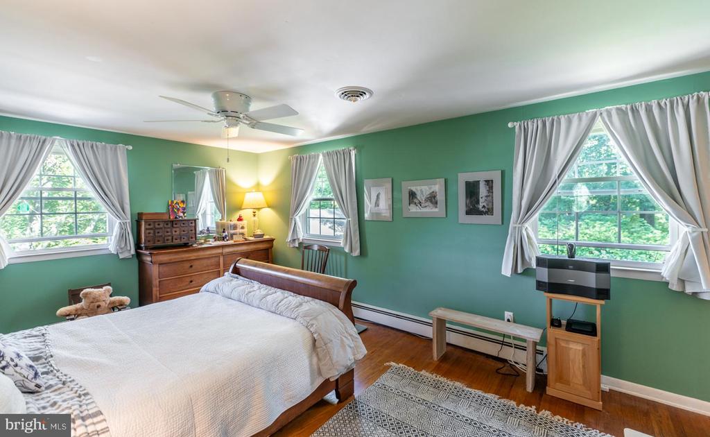 127 DEERFIELD ROAD