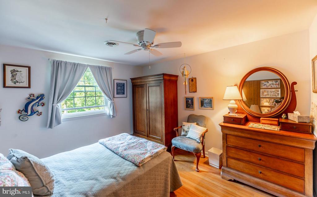 127 DEERFIELD ROAD