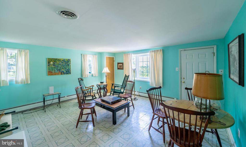 127 DEERFIELD ROAD