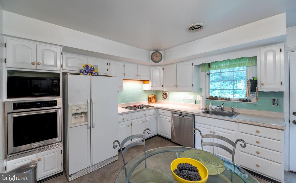 127 DEERFIELD ROAD