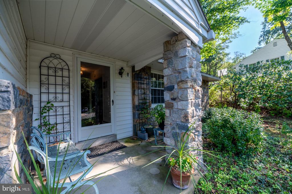 127 DEERFIELD ROAD