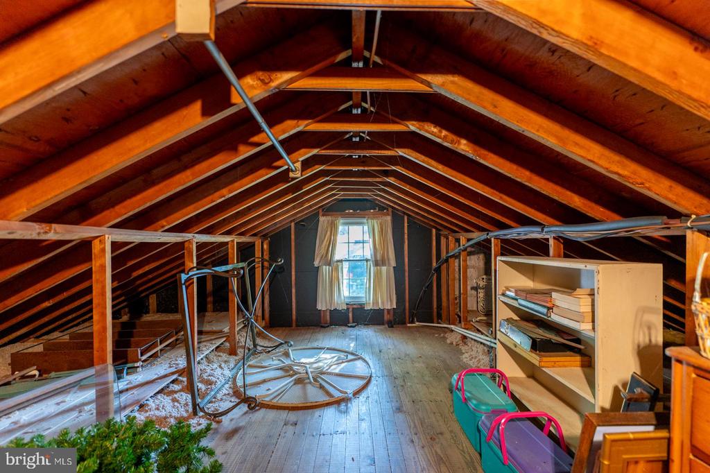 127 DEERFIELD ROAD