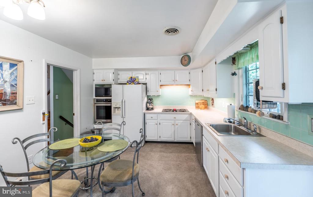 127 DEERFIELD ROAD