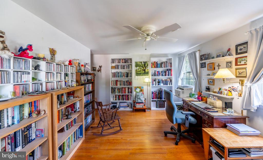 127 DEERFIELD ROAD