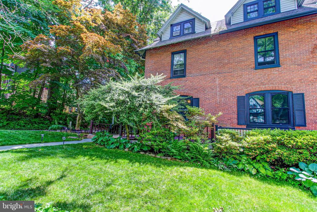 149 FERNBROOK AVENUE