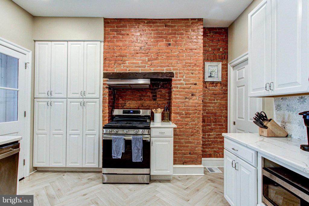 149 FERNBROOK AVENUE