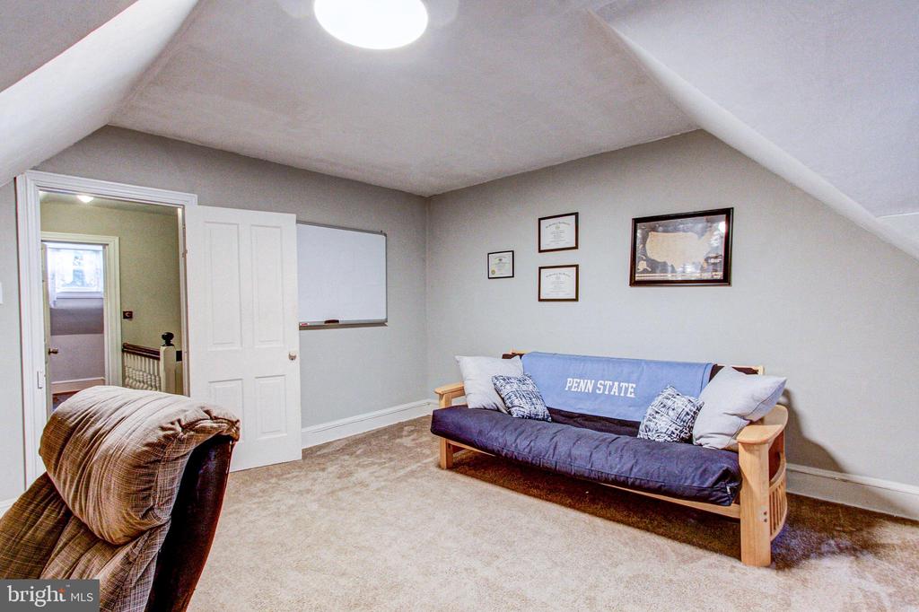 149 FERNBROOK AVENUE